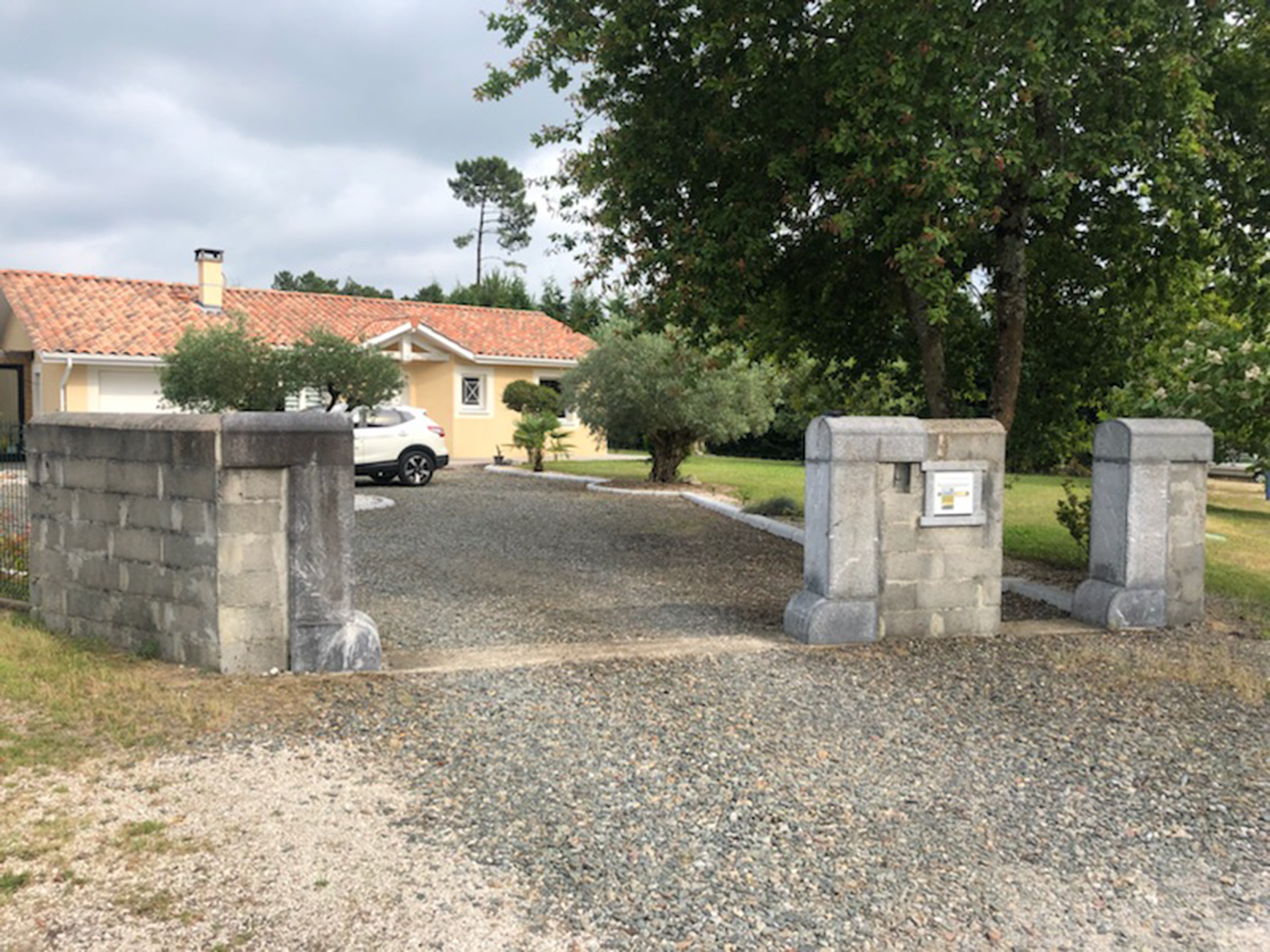 Portail-clôture-avant-acportail